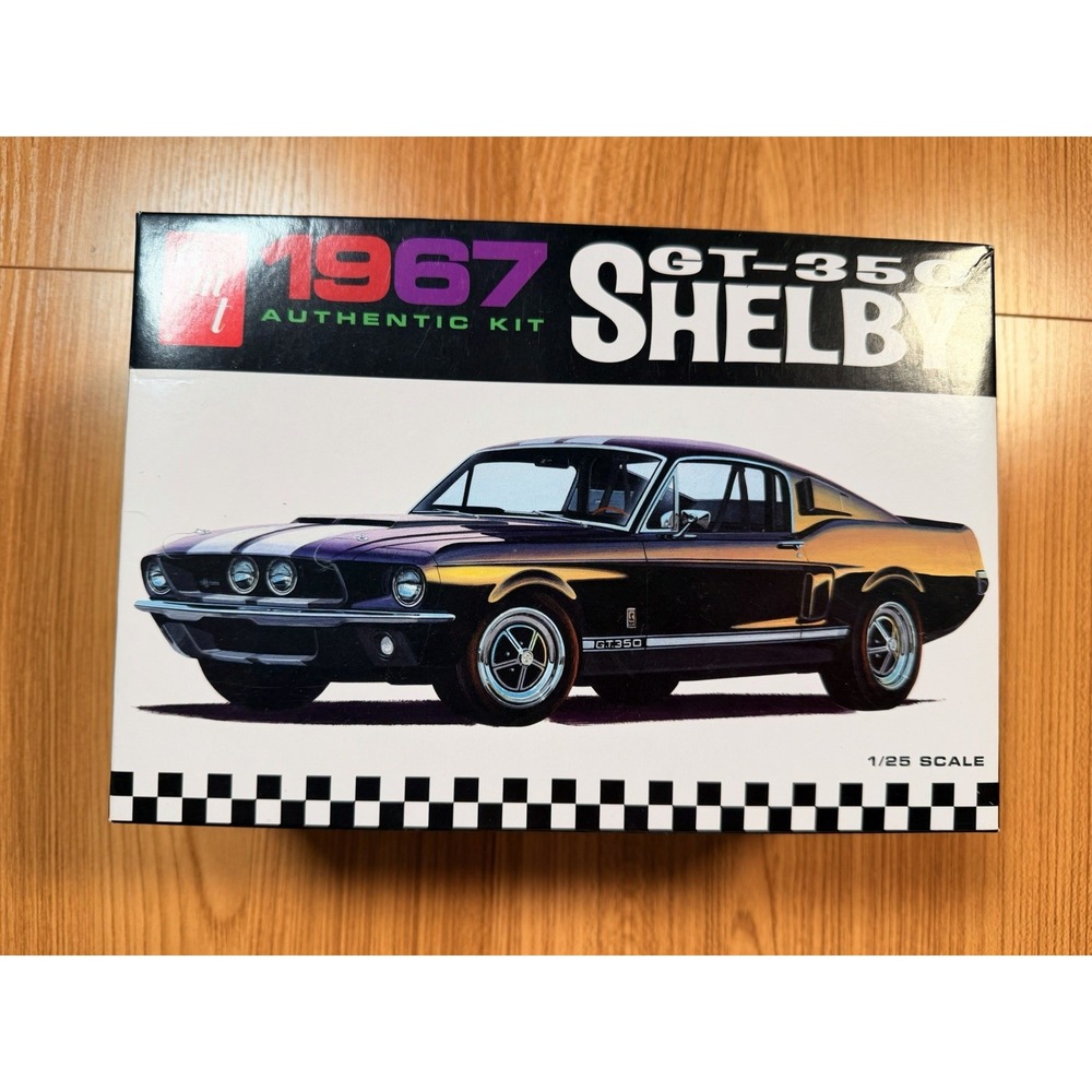 AMT 1967 Shelby GT-350 1/25 Plastic Model Kit Open Box Partially Started